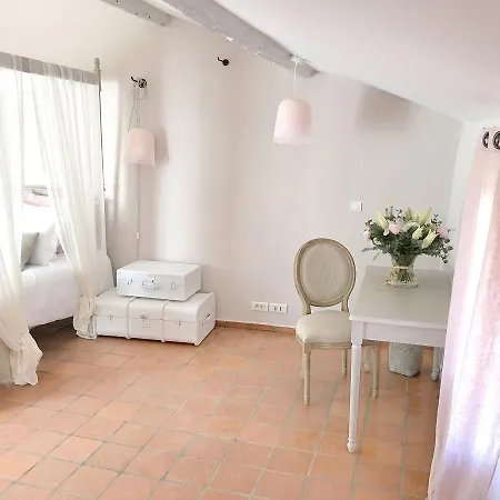 Hébergement de vacances Le Clos Du Tuilier Oppedette