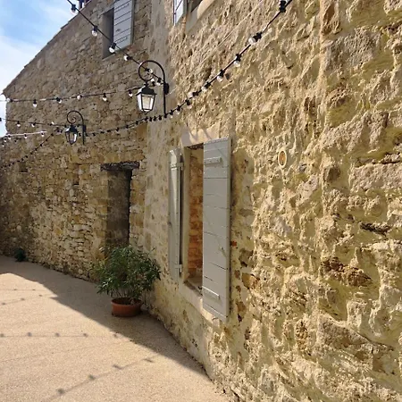 Le Clos Du Tuilier